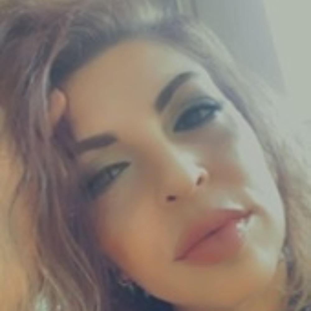 Meet your Posher, Aisha